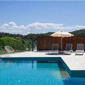 3 bedroom villa with pool & sea view, near Acharavi, sleeps 6